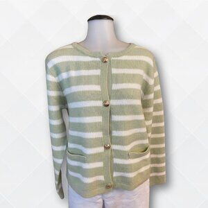💚 Pre-Loved Light Green & White Striped Cardigan Sweater – Size S